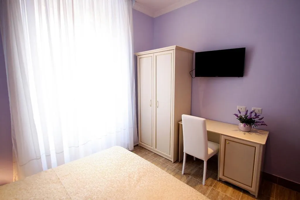 Camere Ondina Rzym 0*,
