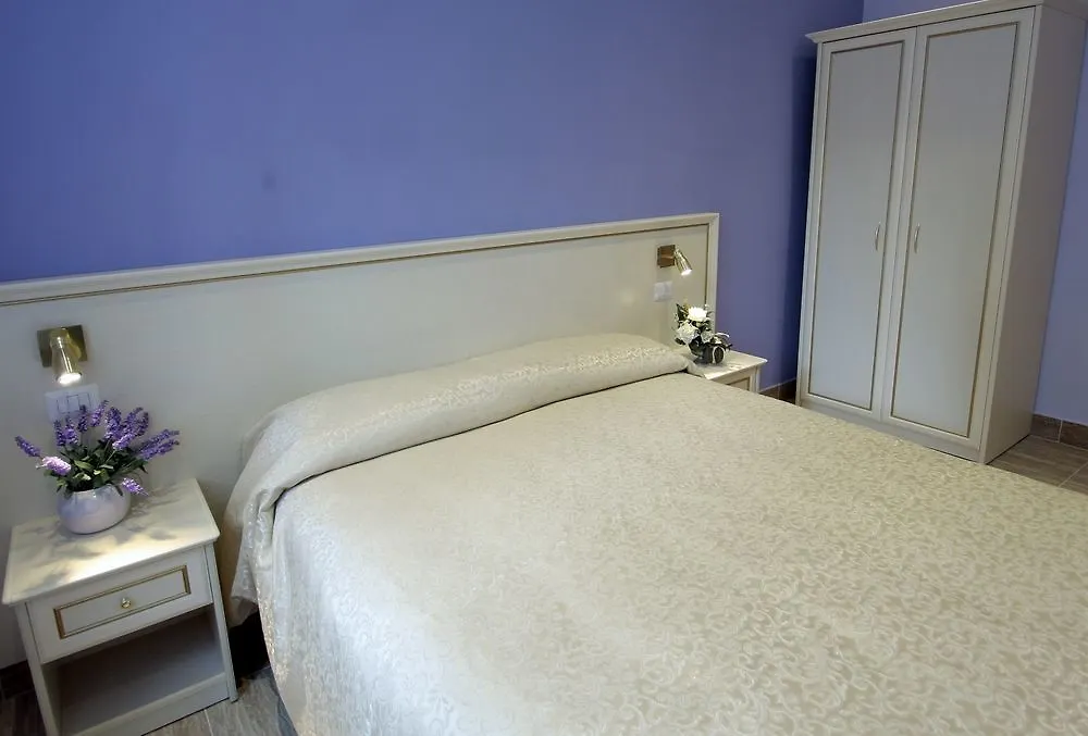 Camere Ondina Roma