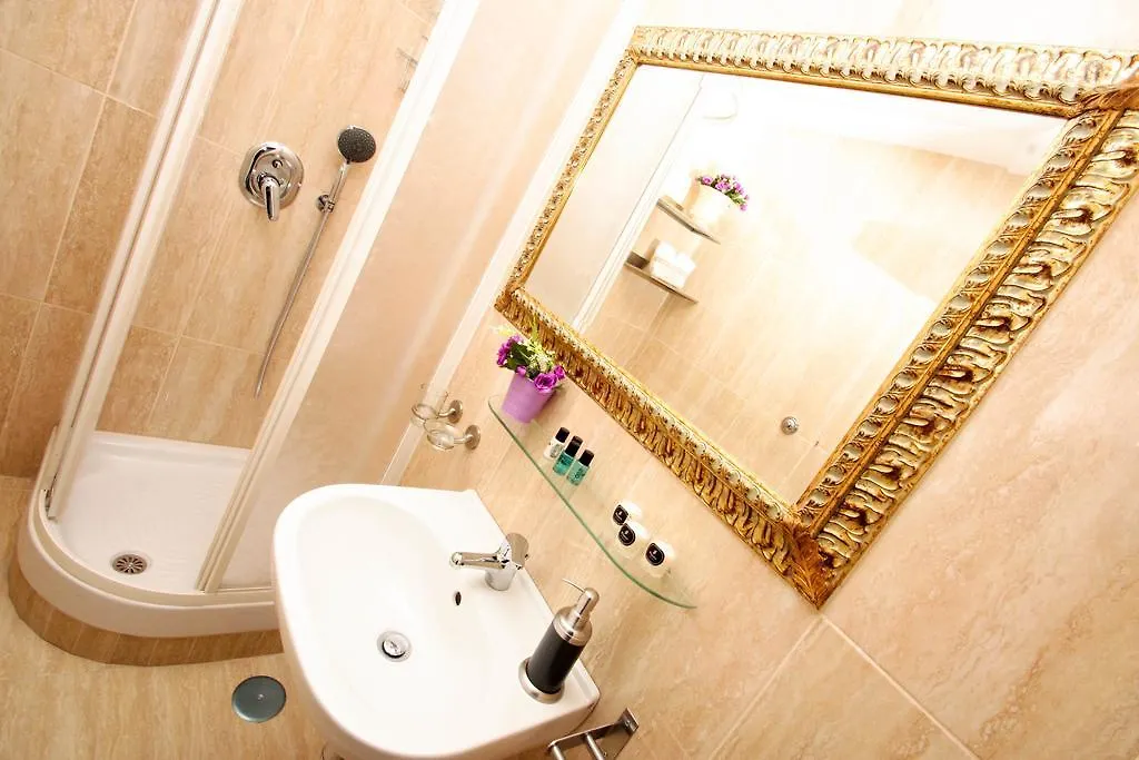 Camere Ondina Rome Guest house